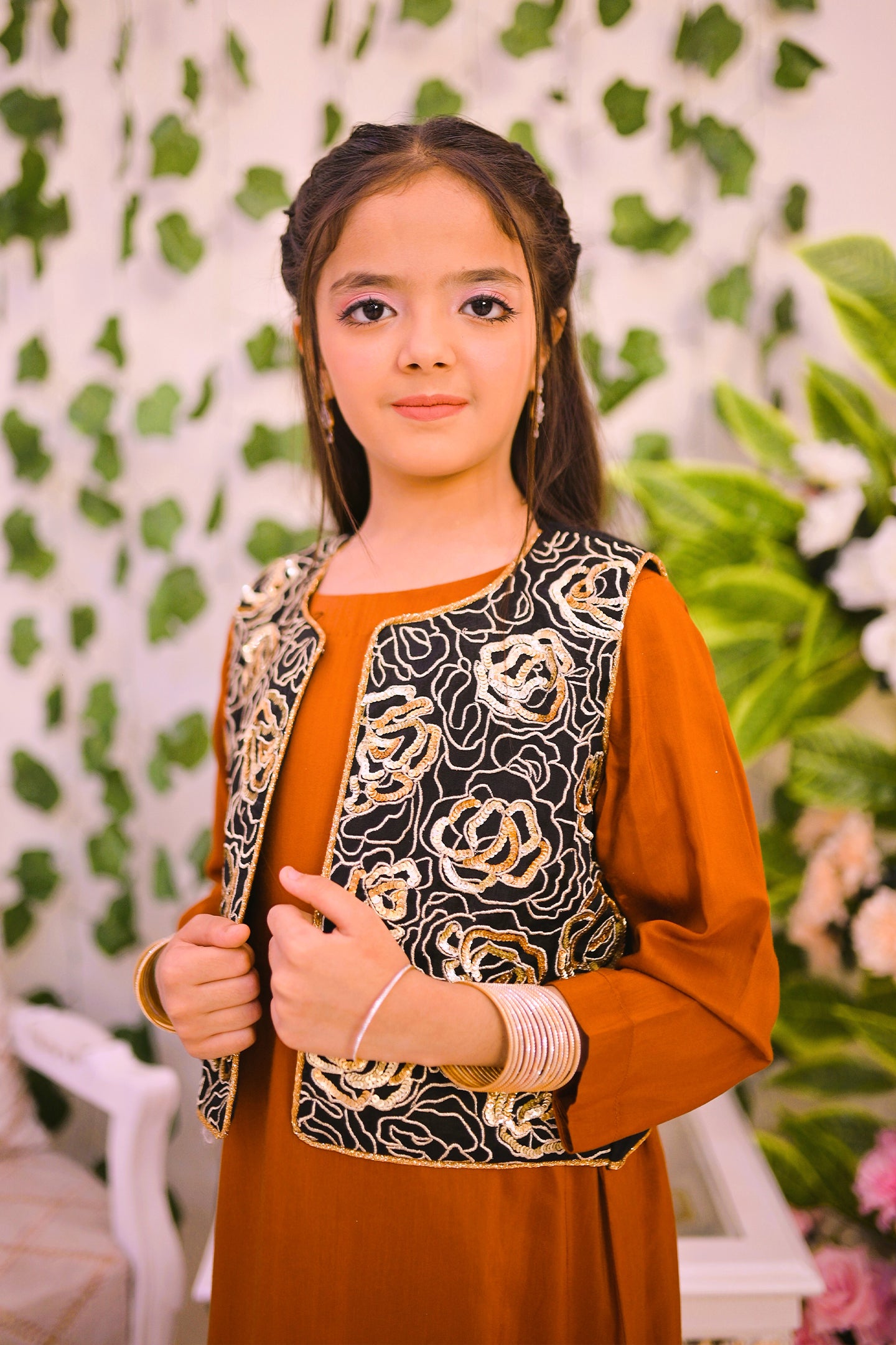 Semi Formal 3 Piece shirt dupatta and trouser with waist-cut