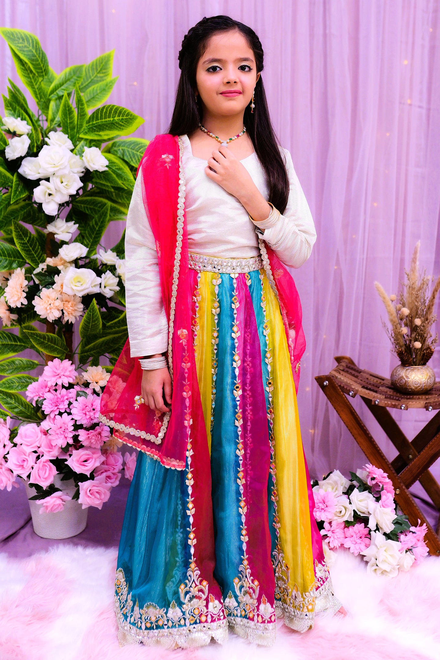 formal choli lehnga and dupatta