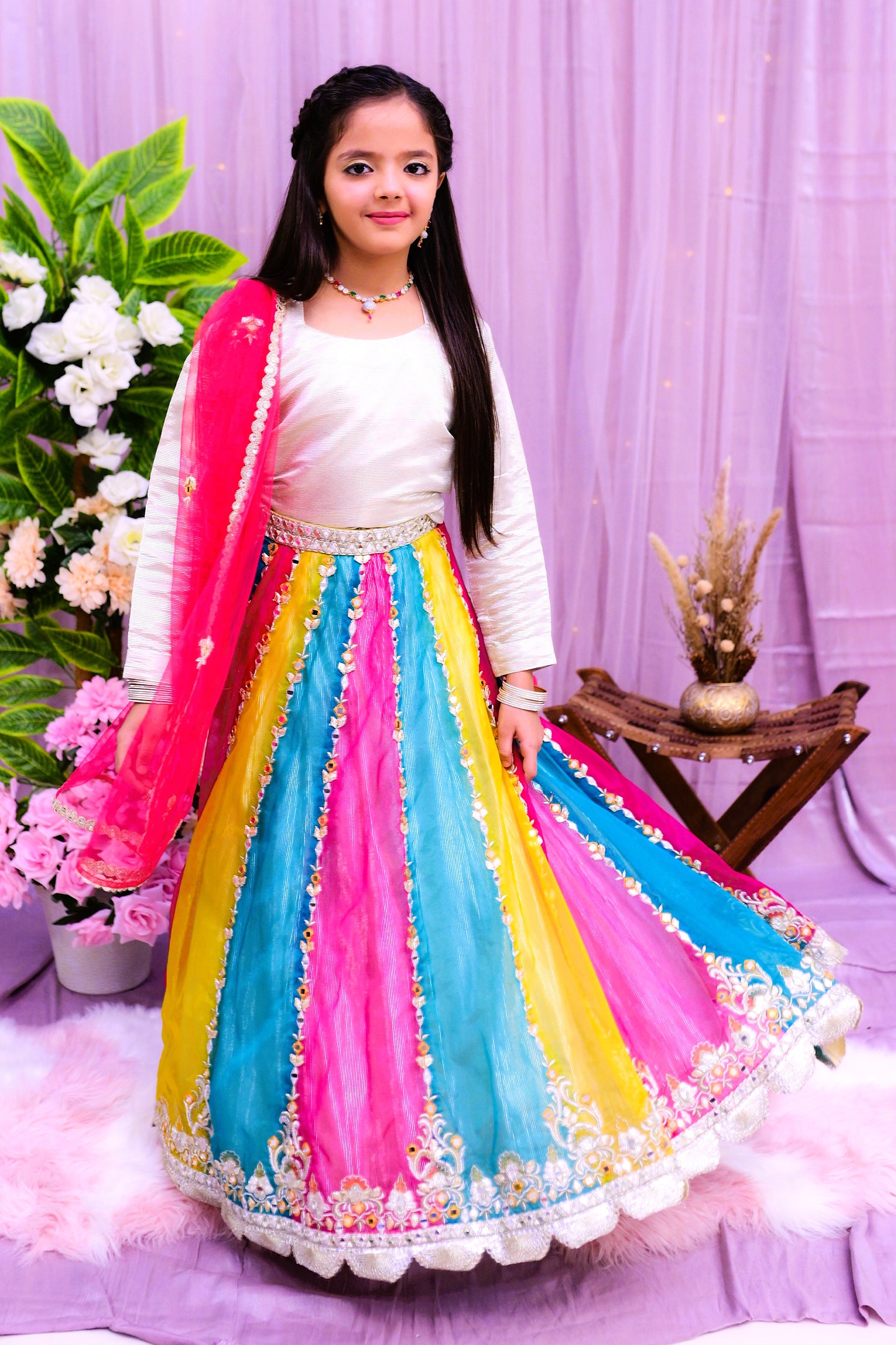 formal choli lehnga and dupatta
