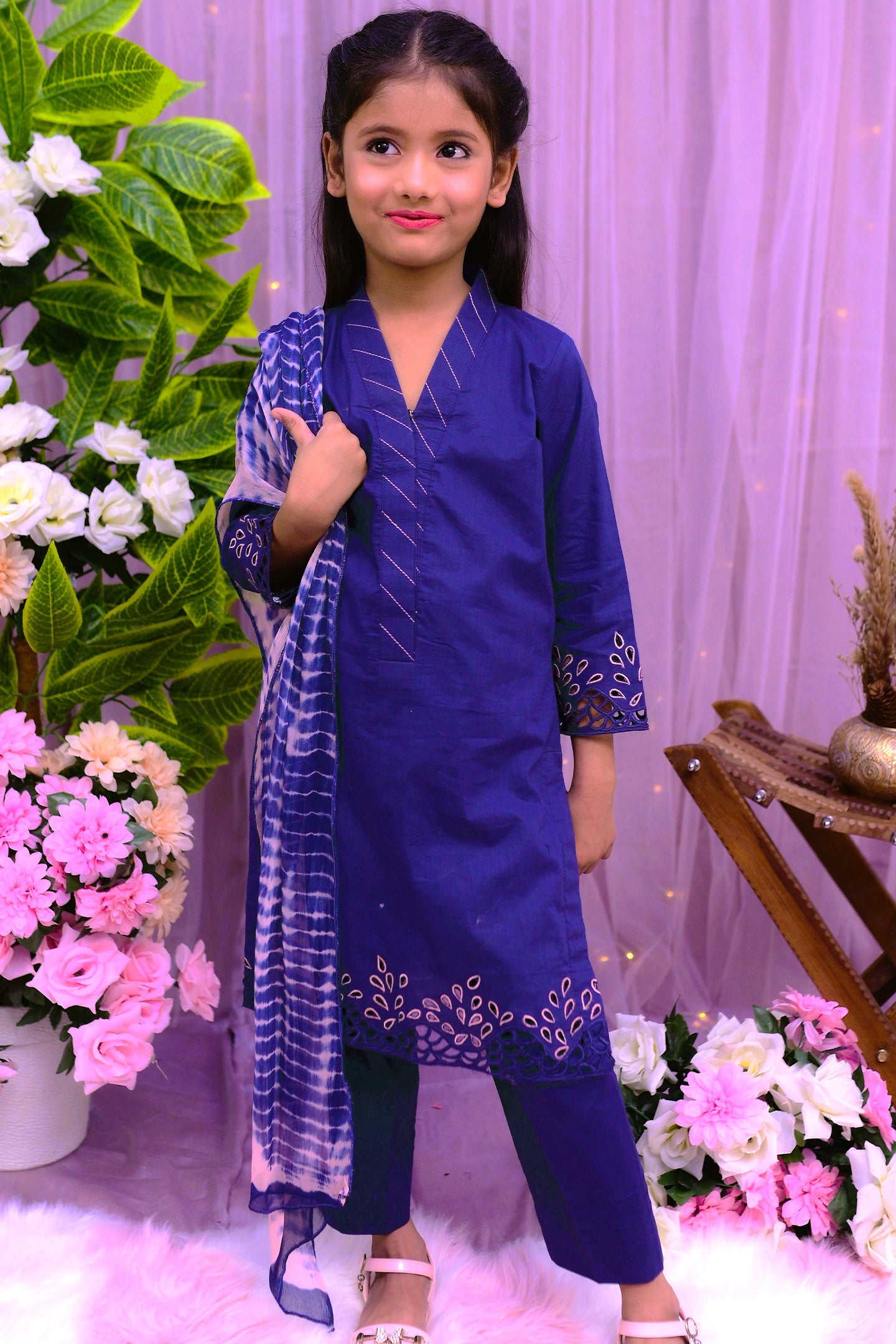 casual 3 piece shirt dupatta & trouser